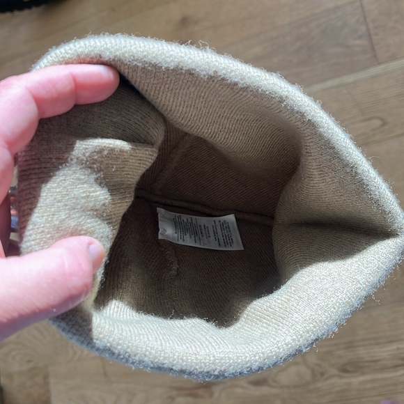 Burton AK Stagger Merino Wool Beanie / like new / khaki - Picture 4 of 5